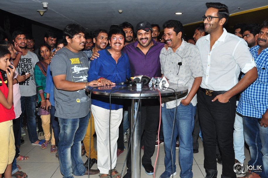 Eedorakam-Aadorakam-Movie-Team-at-Prasads-IMAX
